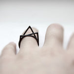 BLACK THORN RINGS